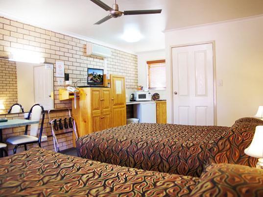 Stannum Lodge Motor Inn Stanthorpe Esterno foto
